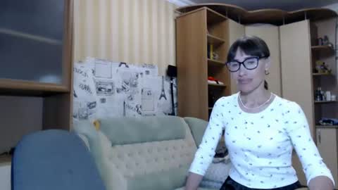 cute_lion_ online show from June 21, 2026, 11:24 am