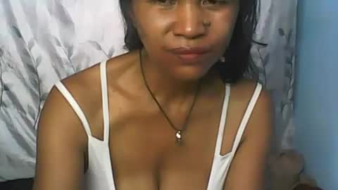 Snapshot of cute_moll chatting on February 8, 2025, 12:39 pm murielle online show from February 8, 2025, 12:39 pm