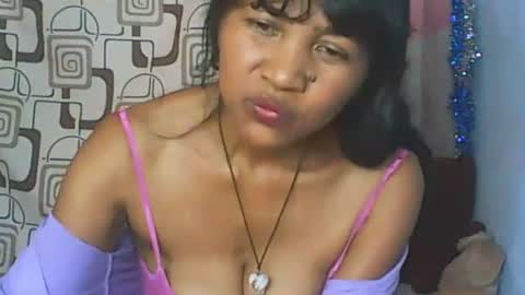 Snapshot of cute_moll chatting on February 28, 2026, 9:43 am murielle online show from February 28, 2026, 9:43 am