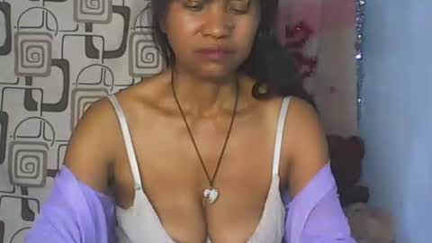 murielle online show from May 10, 2026, 1:38 pm