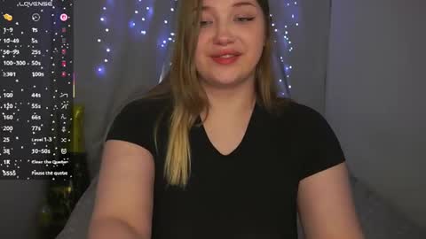 Snapshot of cute_sharloti chatting on June 11, 2026, 4:05 pm Sasha online show from June 11, 2026, 4:05 pm
