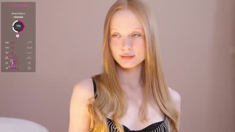 Snapshot of cute_shine chatting on December 23, 2024, 7:49 am  Hey im Kristina Thank you for your support  online show from December 23, 2024, 7:49 am