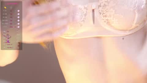 Snapshot of cute_shine chatting on February 23, 2025, 8:28 am  Hey im Kristina Thank you for your support  online show from February 23, 2025, 8:28 am