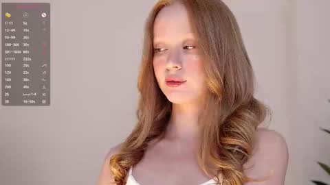 Snapshot of cute_shine chatting on September 14, 2025, 9:52 am  Hey im Kristina Thank you for your support  online show from September 14, 2025, 9:52 am