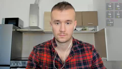 cute_skywalker online show from February 16, 2025, 6:10 am