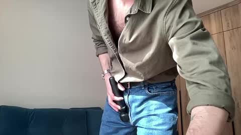 cute_skywalker online show from April 16, 2026, 10:16 am