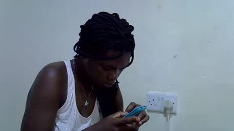 cute_tamara1 online show from December 16, 2025, 5:01 am