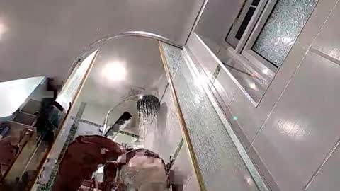 fuktoiboi online show from April 5, 2026, 7:11 pm