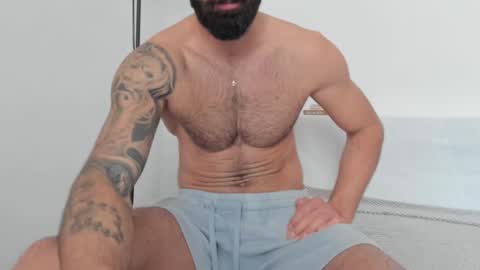 cuteeboy online show from February 18, 2025, 11:00 am