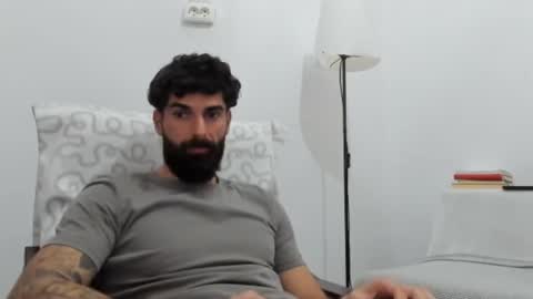 cuteeboy online show from February 19, 2026, 3:08 pm