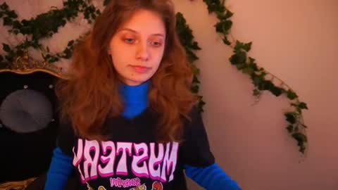 Foxy online show from November 13, 2025, 2:49 pm