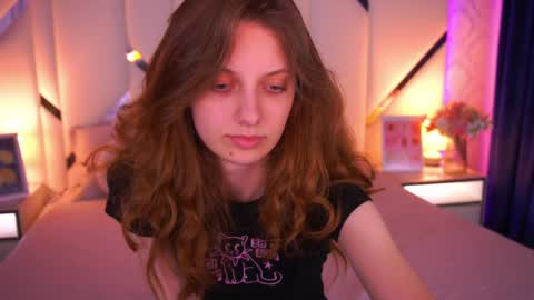 Foxy online show from May 11, 2026, 2:45 pm