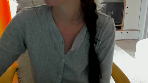 Anna online show from April 20, 2026, 4:59 am