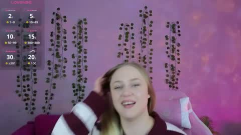 Amyy online show from May 17, 2026, 1:14 am