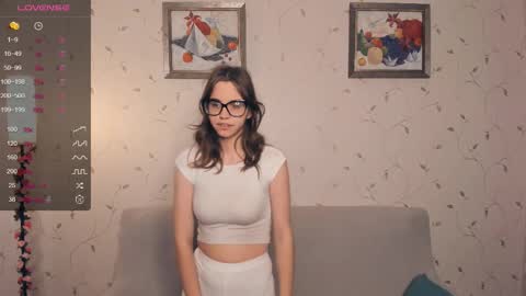 Melisa online show from October 26, 2025, 7:42 pm