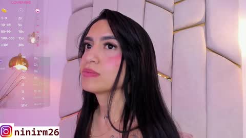 Snapshot of cutegirl__nini chatting on March 4, 2025, 10:35 am andre online show from March 4, 2025, 10:35 am