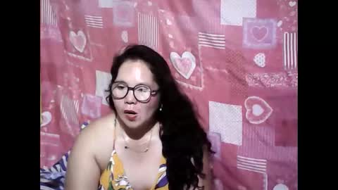 cutehornymom online show from May 21, 2026, 4:47 pm