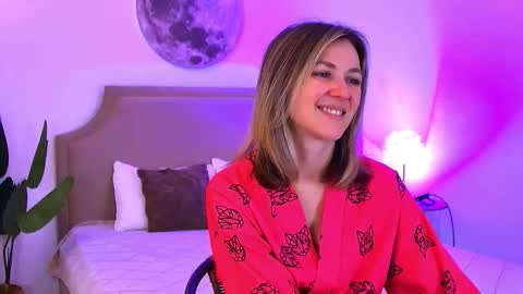 cutemirage online show from February 21, 2026, 2:40 pm