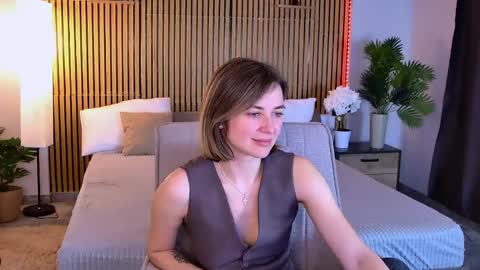 Snapshot of cutemirage chatting on April 30, 2026, 2:56 pm cutemirage online show from April 30, 2026, 2:56 pm