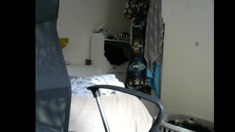 Snapshot of cutepatoots chatting on February 23, 2025, 12:37 pm El online show from February 23, 2025, 12:37 pm