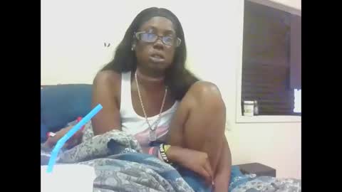 mary mack online show from September 25, 2025, 1:37 pm