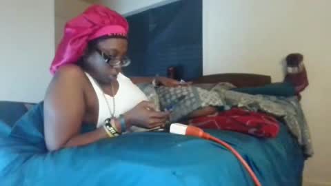 mary mack online show from October 27, 2025, 1:15 pm