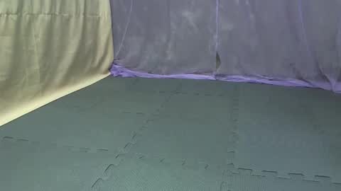 Snapshot of cutetinyasian143_ chatting on October 26, 2025, 3:23 am cutetinyasian143_ online show from October 26, 2025, 3:23 am