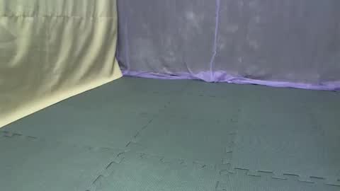 Snapshot of cutetinyasian143_ chatting on November 1, 2025, 3:30 am cutetinyasian143_ online show from November 1, 2025, 3:30 am