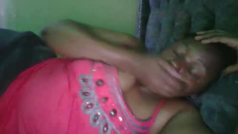 cutezarina online show from May 19, 2026, 5:36 am
