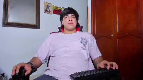 Ask me online show from January 7, 2025, 2:42 am