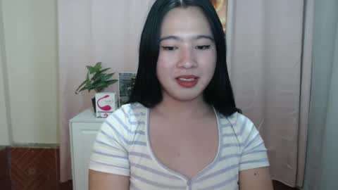 Snapshot of cutie_asianwoman chatting on December 15, 2024, 10:15 pm cutie_asianwoman online show from December 15, 2024, 10:15 pm