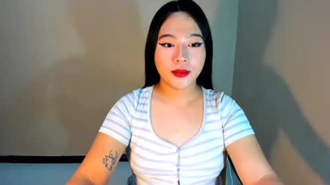 Snapshot of cutie_asianwoman chatting on February 16, 2025, 7:16 pm cutie_asianwoman online show from February 16, 2025, 7:16 pm