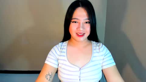 Snapshot of cutie_asianwoman chatting on February 17, 2025, 7:10 pm cutie_asianwoman online show from February 17, 2025, 7:10 pm