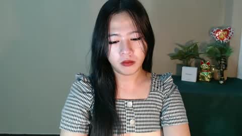 Snapshot of cutie_asianwoman chatting on March 9, 2025, 11:03 pm cutie_asianwoman online show from March 9, 2025, 11:03 pm