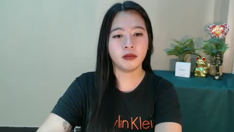 Snapshot of cutie_asianwoman chatting on March 12, 2025, 5:24 am cutie_asianwoman online show from March 12, 2025, 5:24 am