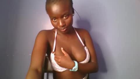 cutie_choco online show from September 17, 2025, 3:46 pm
