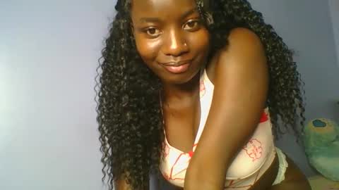 cutie_choco online show from March 10, 2026, 1:38 pm