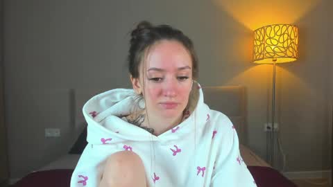 Kate online show from May 16, 2026, 10:36 am