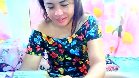 cutie_pie02 online show from March 7, 2026, 8:22 am