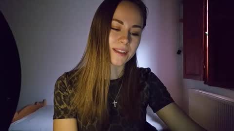 cutie_xoxo_ online show from February 2, 2026, 8:02 am