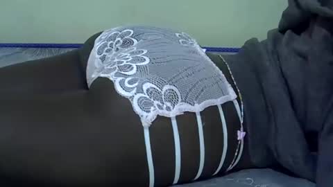 Snapshot of cutiehanish4 chatting on May 27, 2026, 1:24 am cutiehanish4 online show from May 27, 2026, 1:24 am