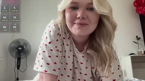 Julie  online show from May 13, 2026, 6:22 am