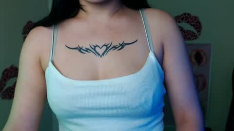 Snapshot of cutielady_ chatting on July 9, 2026, 6:17 am Emma online show from July 9, 2026, 6:17 am