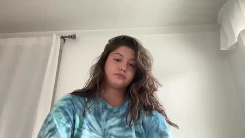 Cutieoggg420 online show from September 23, 2025, 4:54 pm