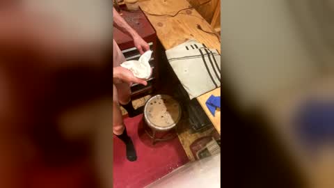 Cutloos online show from March 29, 2026, 4:18 pm