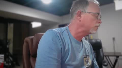 Snapshot of cuuminpussy chatting on March 18, 2026, 5:38 pm cuuminpussy online show from March 18, 2026, 5:38 pm