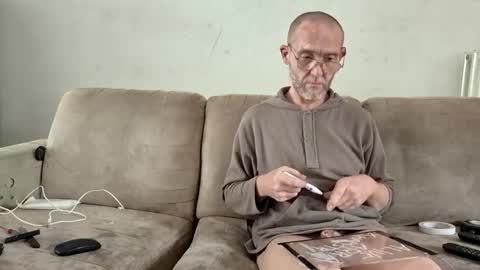 Snapshot of cuyversivan012 chatting on May 6, 2026, 12:10 pm cuyversivan012 online show from May 6, 2026, 12:10 pm