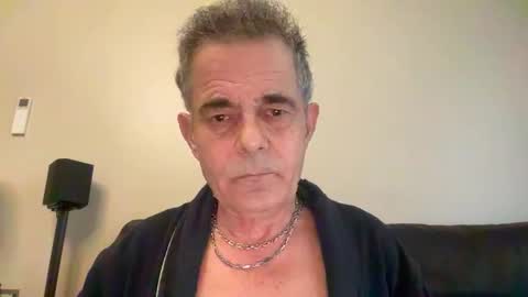 cwaddle online show from May 8, 2026, 9:58 am
