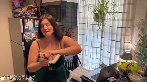 Katiya FREE OF  online show from December 26, 2024, 6:43 pm