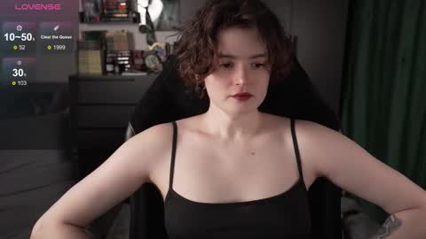 Helen Blossom online show from March 19, 2026, 1:37 pm